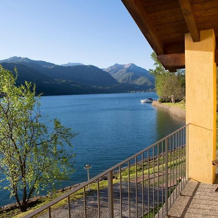 Violina Casa Vacanze Pettenasco Luaran gambar