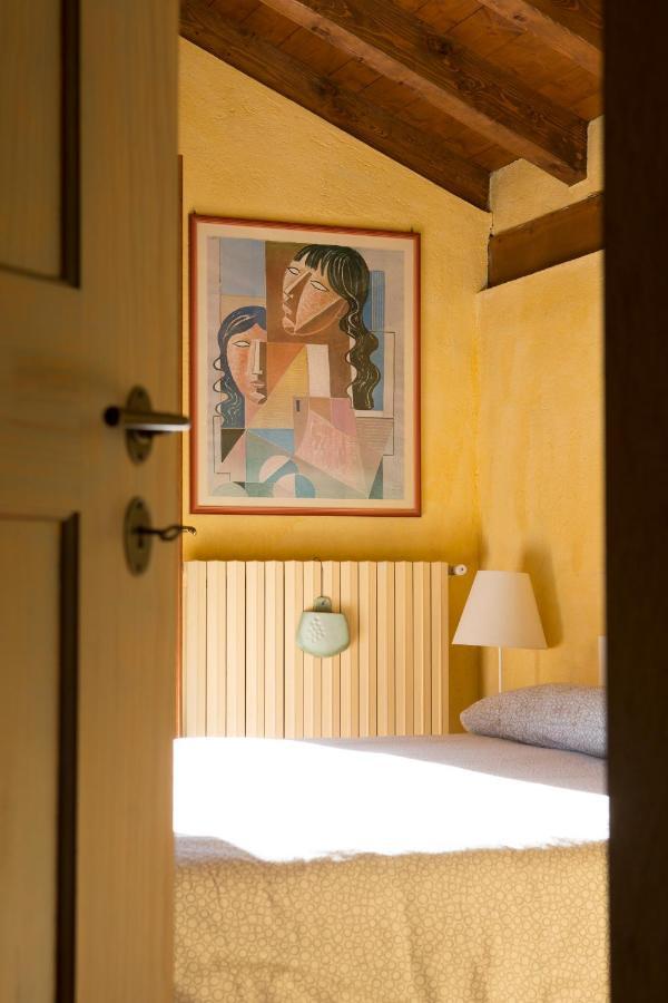 Violina Casa Vacanze Pettenasco Luaran gambar