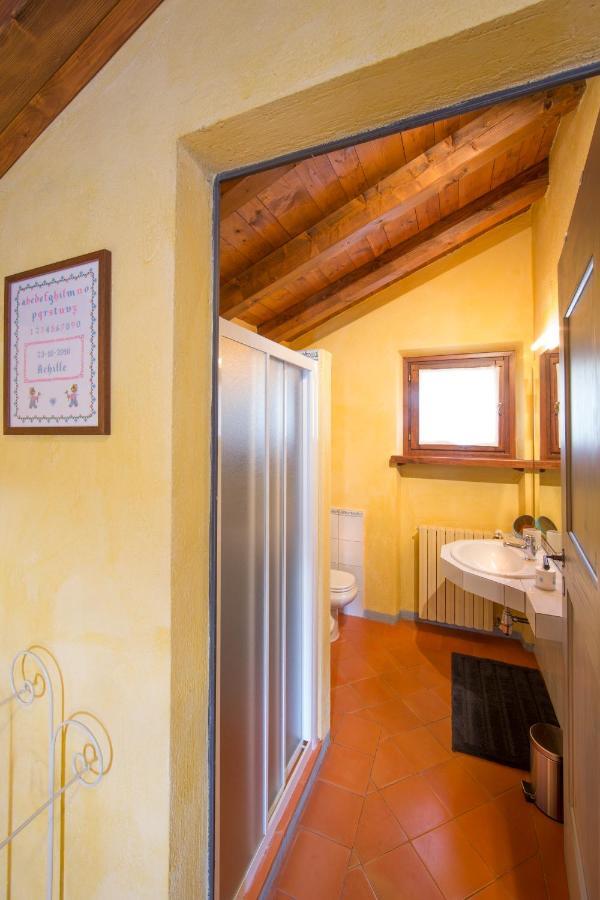 Violina Casa Vacanze Pettenasco Luaran gambar
