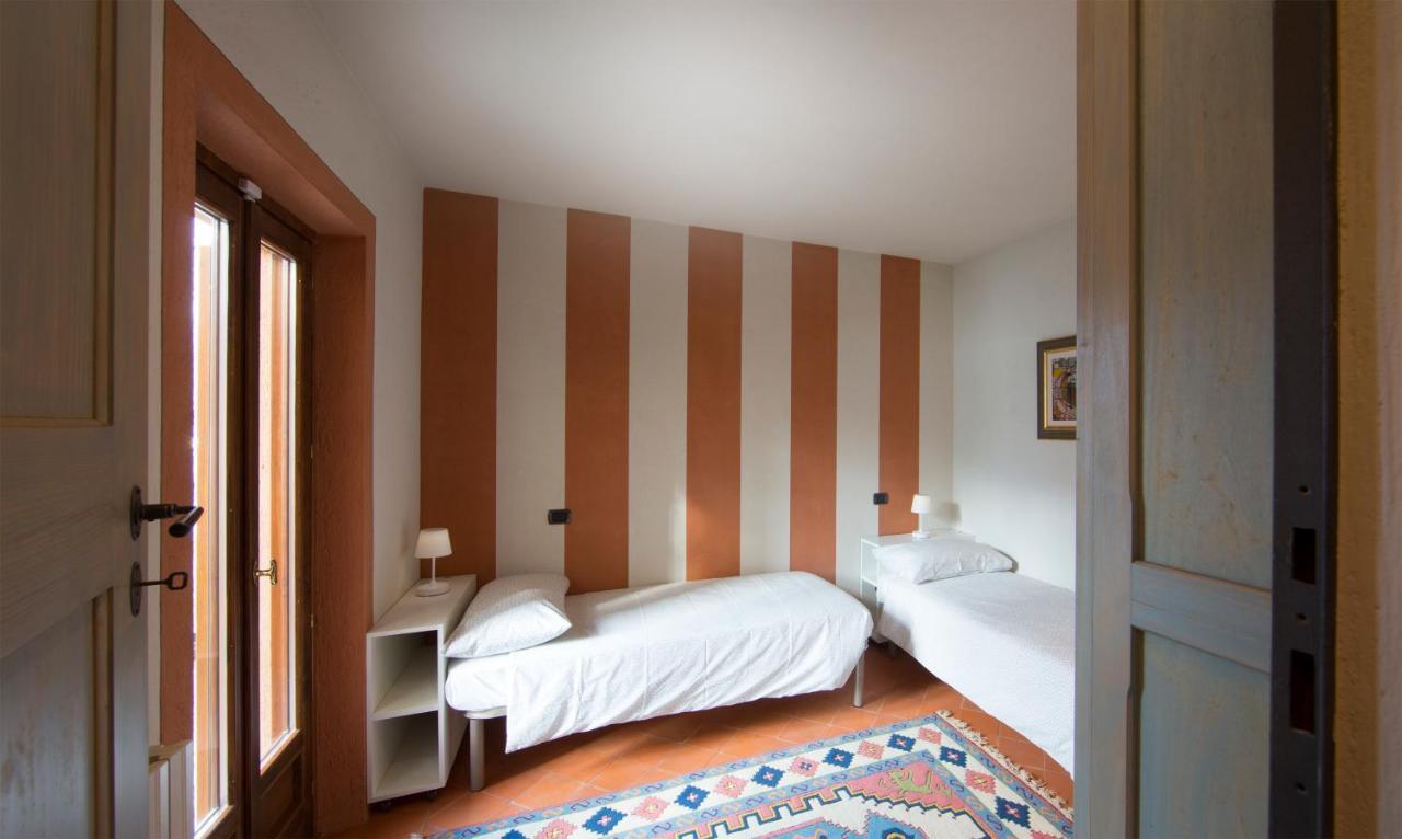 Violina Casa Vacanze Pettenasco Luaran gambar