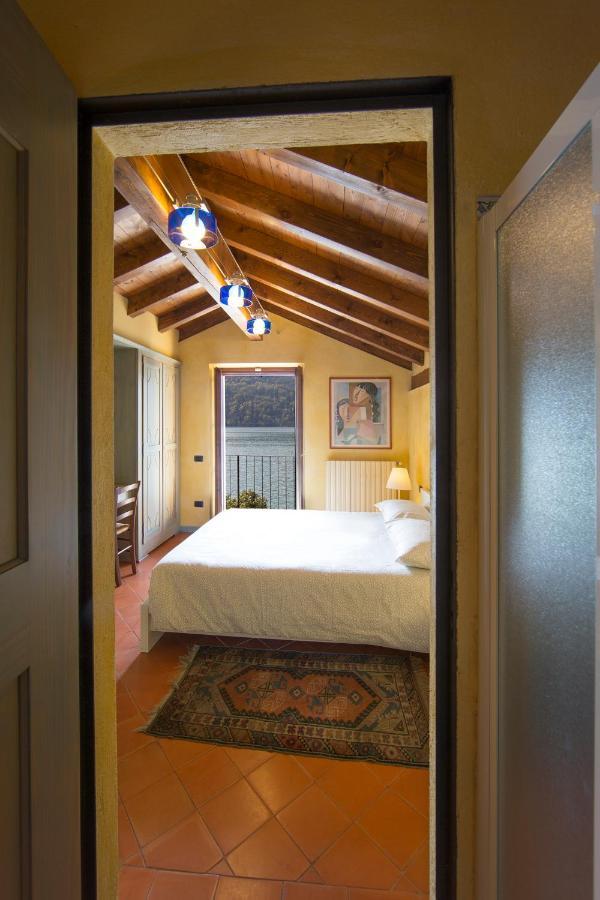 Violina Casa Vacanze Pettenasco Luaran gambar